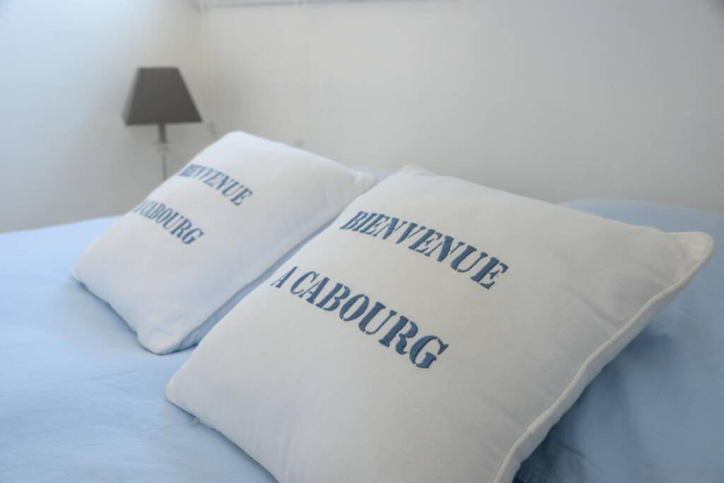 La Maison Bleue Cabourg Esterno foto